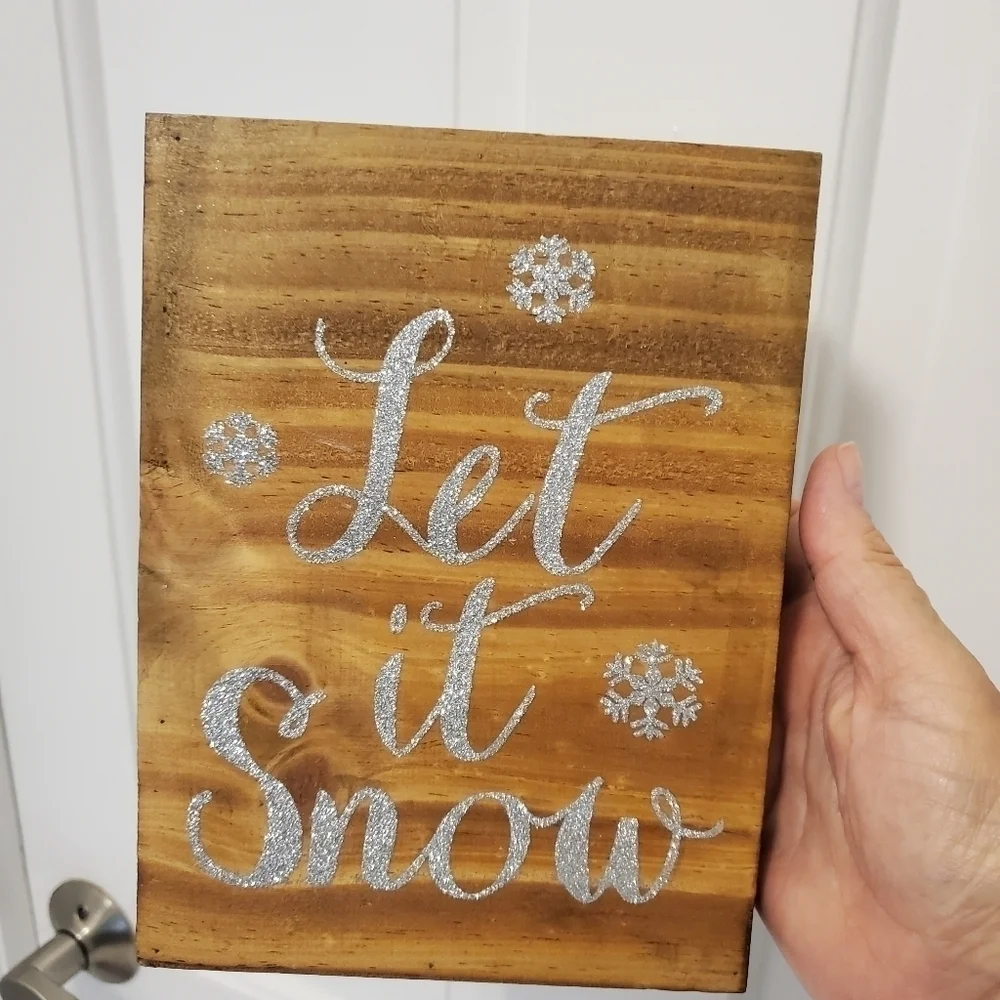 Wall/Shelf Decor 